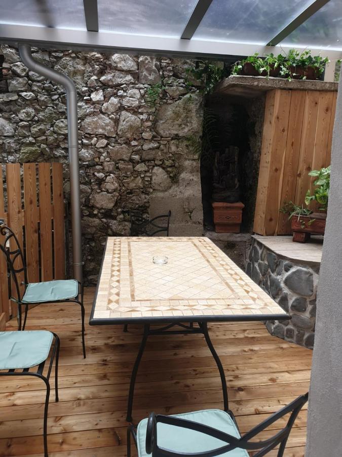 Apartma Na Klancu كوباريد المظهر الخارجي الصورة