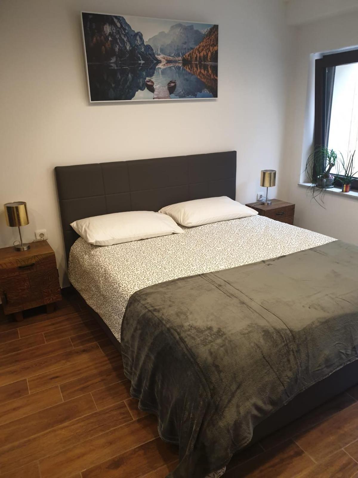 Apartma Na Klancu كوباريد المظهر الخارجي الصورة